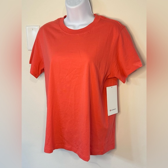 Lululemon Women’s Coral/Pink All Yours Tee NWT Size 2 - Picture 8 of 8